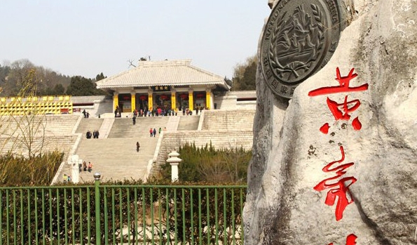 窗帘为什么不能用黑色