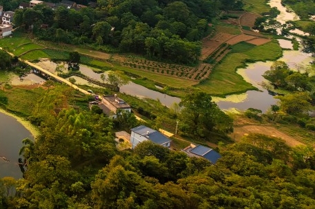 阳光驾校石杰简历及地址介绍