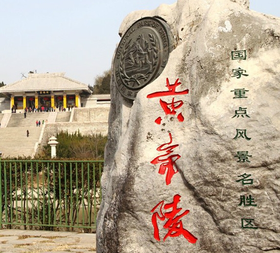 怎么介绍王小波