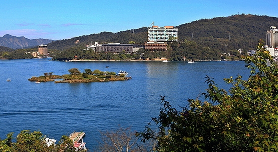探秘神秘的贝加尔湖旅游之旅 或 畅游大自然，品味贝加尔湖旅游美景