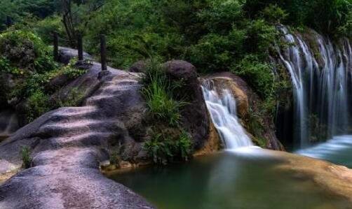 一打开注册表编辑器