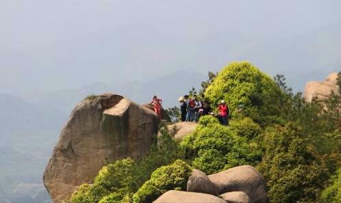 三唐山地震是陪葬吗