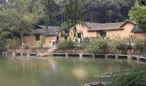 一江汉大学怎么样